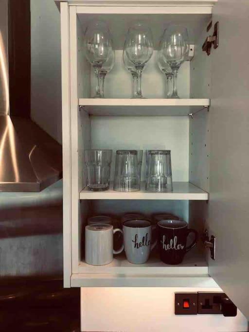 Holiday home Cosy Home With Free Parking Near Edinburgh St Andrews M90 & Amazon Dunfermline